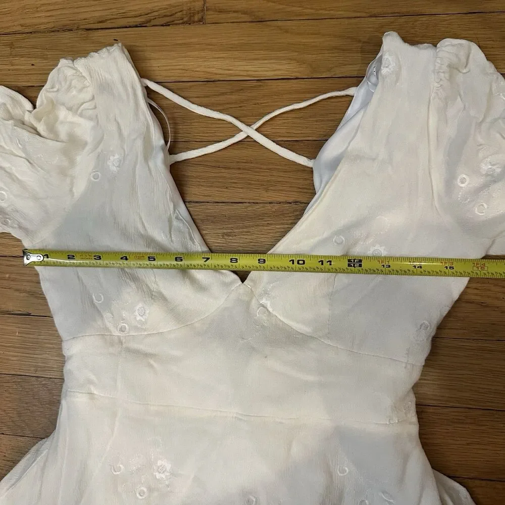 Lulus In the Meadow White Embroidered Backless Mini Dress Size Small